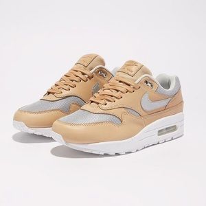 Nike Air Max 1 SE Premium Sneakers RARE